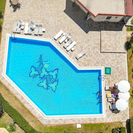Sunny With Fabulous Sea View Apartment